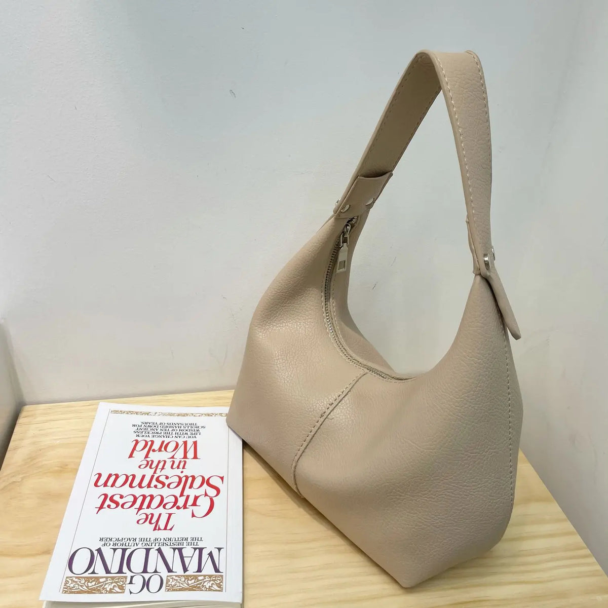 Women Vintage Underarm Bag