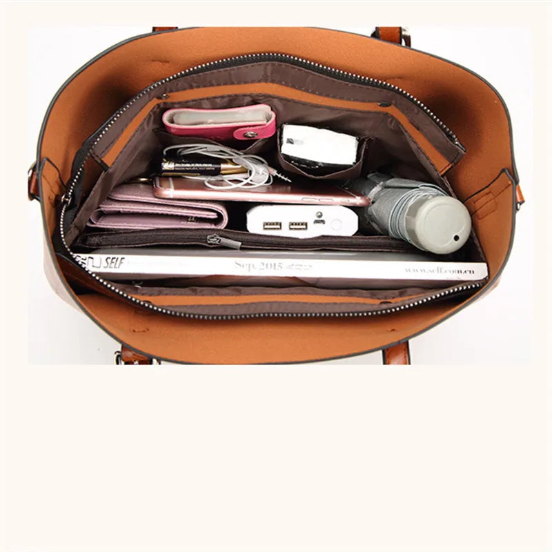 Eleonora’s Everyday Carry | Tote Bag